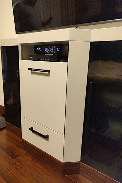 tumba-pod-tv-na-zakaz.jpg